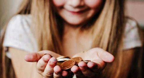 money coins girl hands close-up